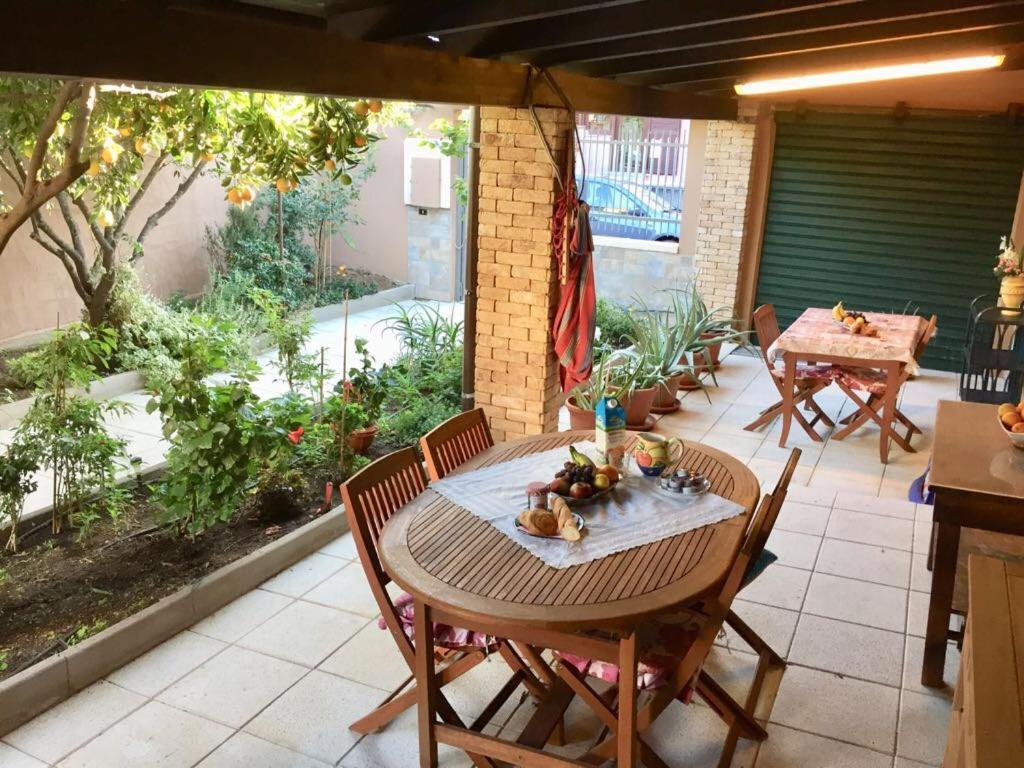 Il Mandarino Bed & Breakfast Decimomannu Exterior foto